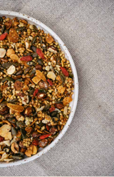 Granola de trigo sarraceno y semillas